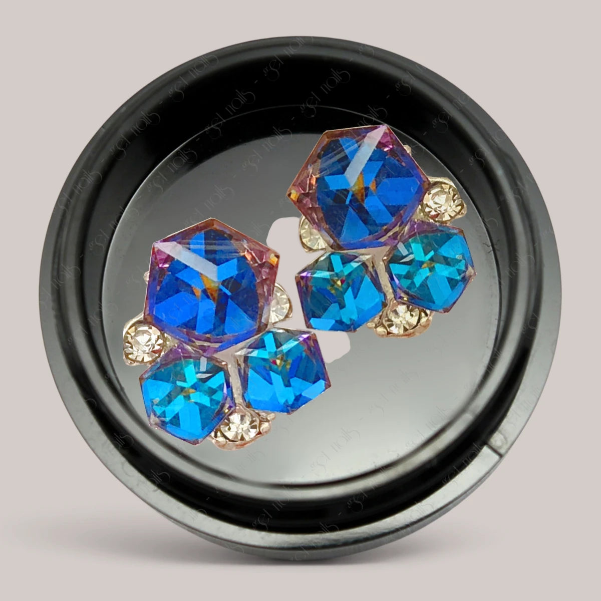 Nail Bijoux Sapphire Cubes, 2 buc. GN