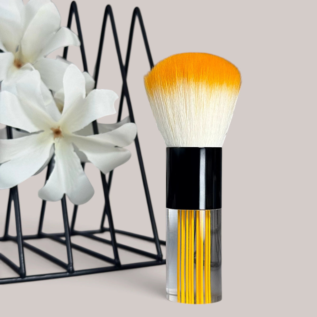 Dust Brush Clear Orange GN