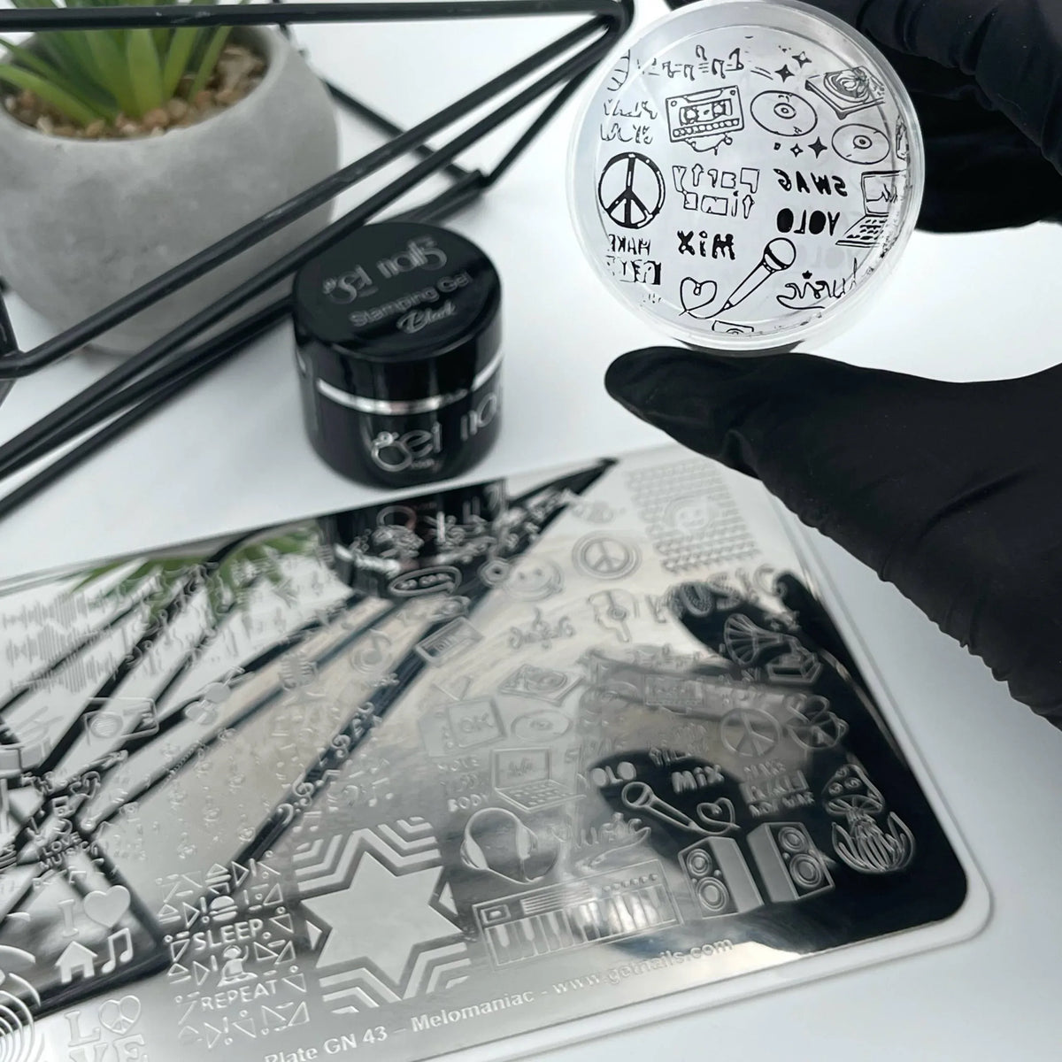 Stamping Plate GN 43 - Melomaniac