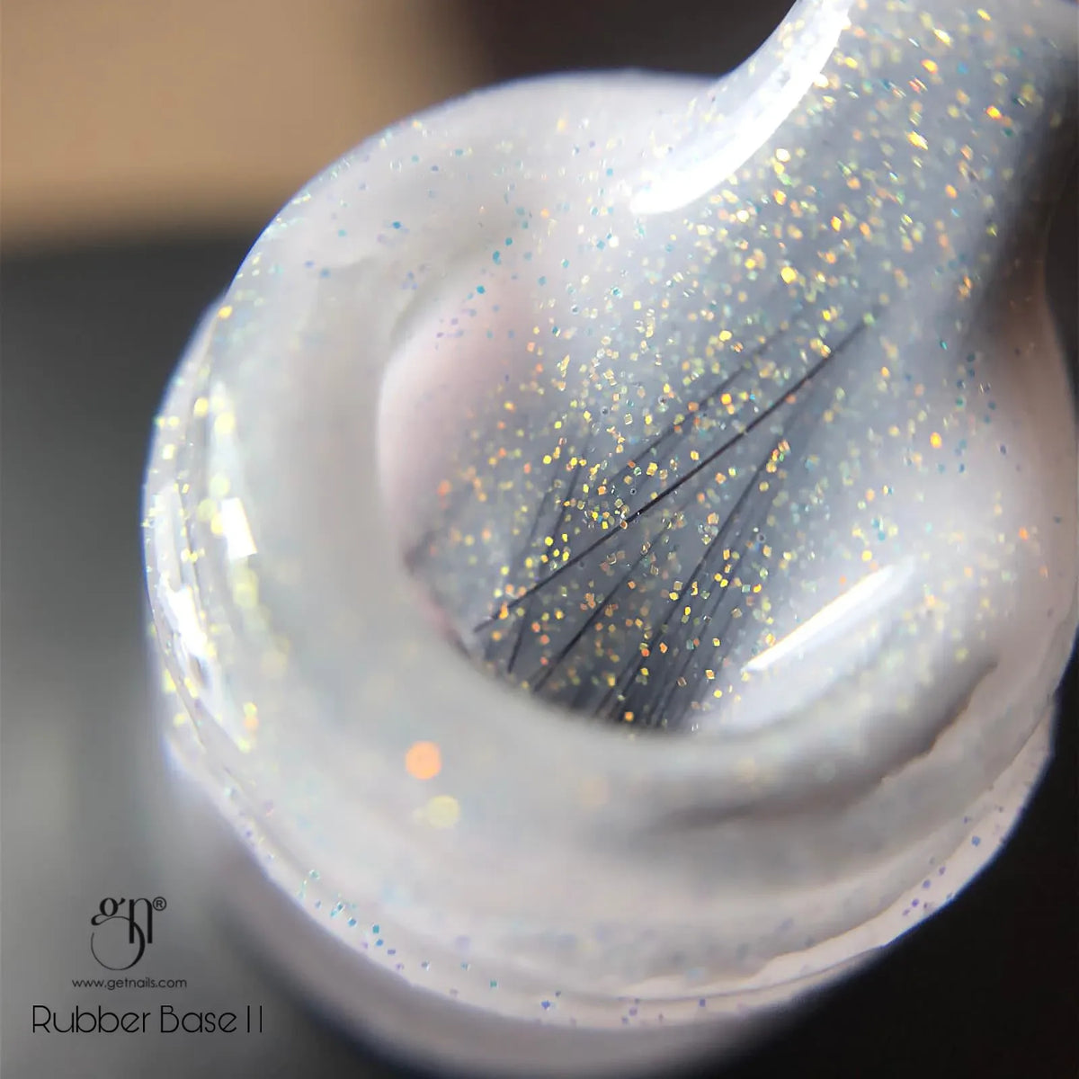 Rubber Base 11 Pretty Milky | Baza Unghii