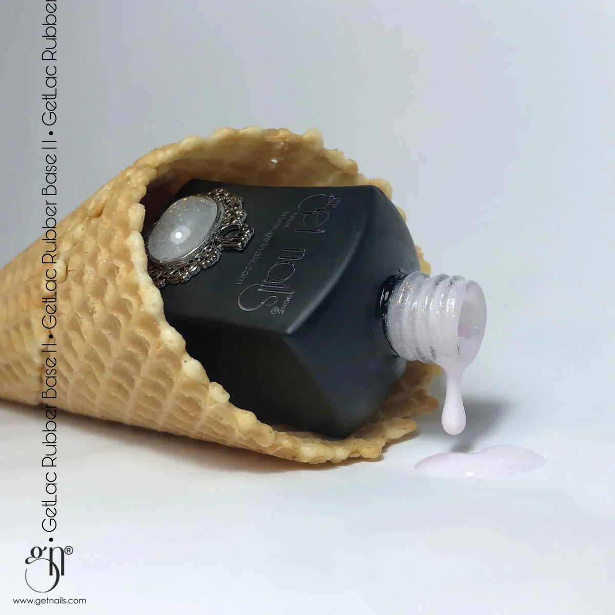 Rubber Base 11 Pretty Milky | Baza Unghii