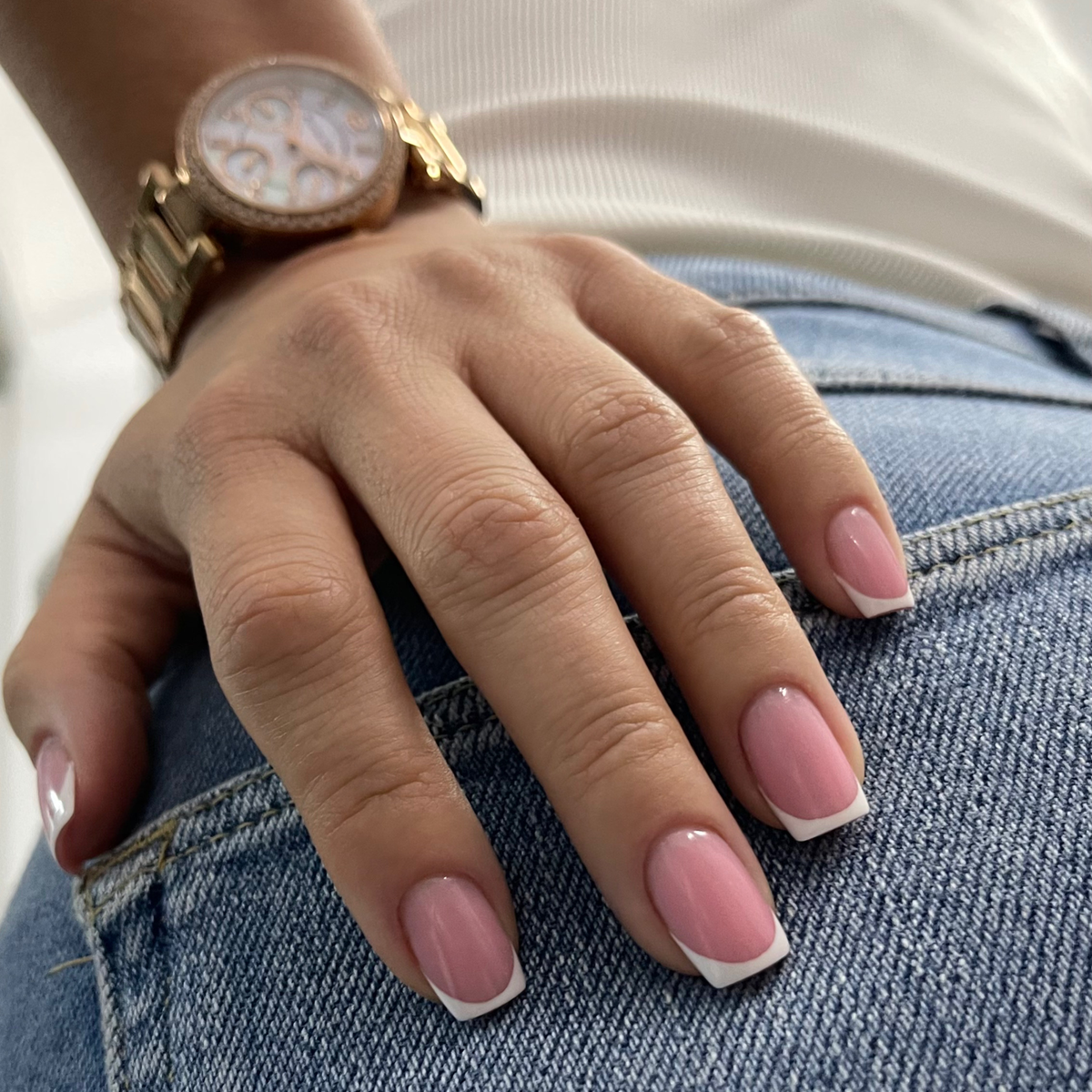 Builder in Bottle Cover Peony | Gel de construction auto-égalisant en flacon