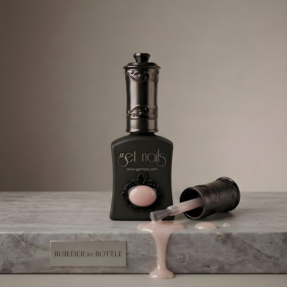 Builder in Bottle Cover Peachskin | Gel de construction auto-égalisant en flacon