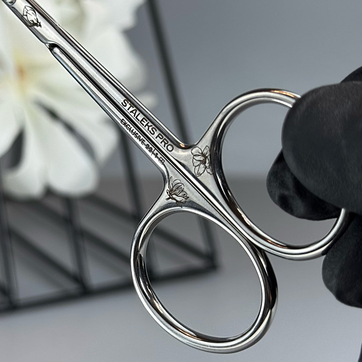 Cuticle Scissors Staleks Exclusive Magnolia
