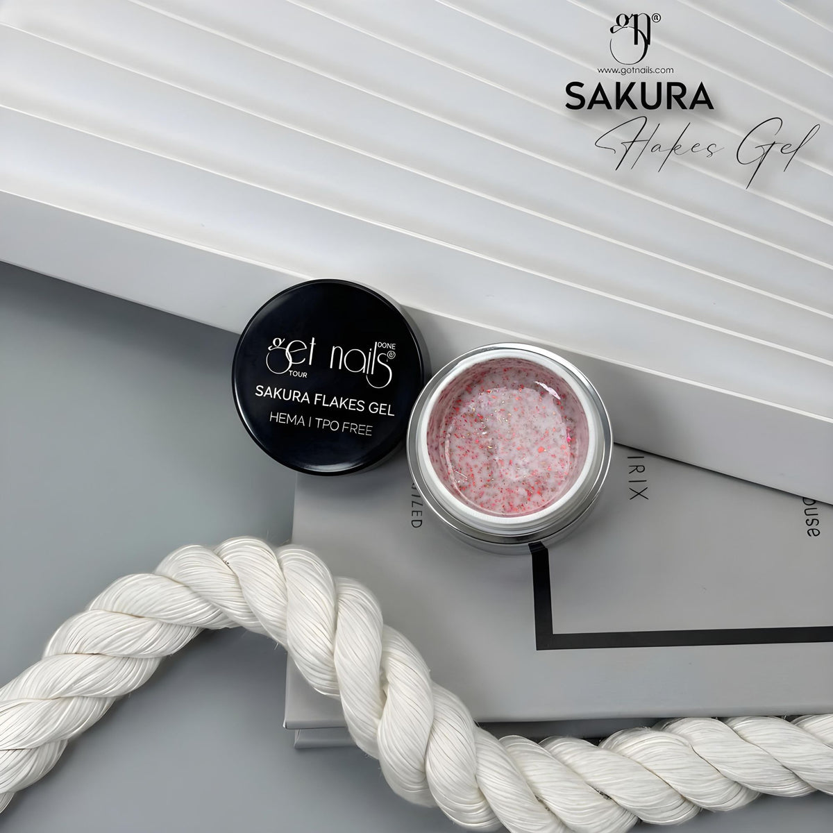 Échantillon Sakura Flakes Gel | Gel de construction auto-égalisant sans HEMA