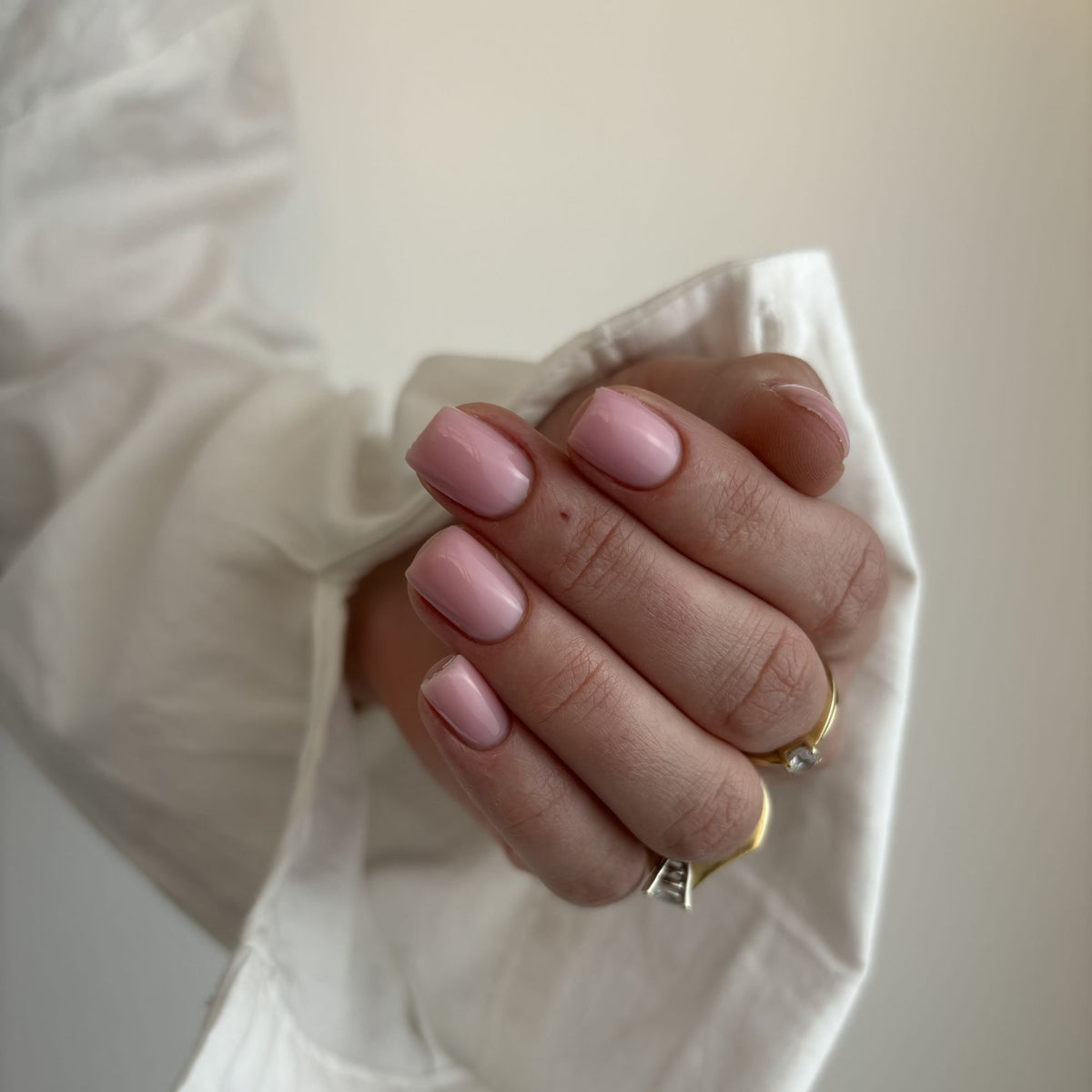 Rubber Base 54 Foxglove | Baza Unghii