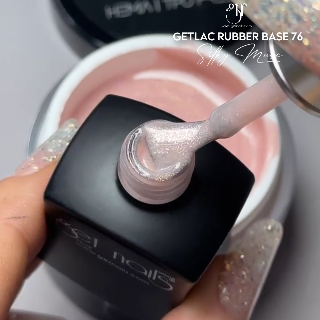 Rubber Base 76 Silky Muse | Base pour ongles
